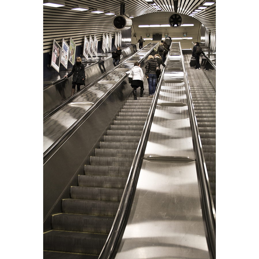 escalator, subway, underground, rullaportaat, metro, maanalainen